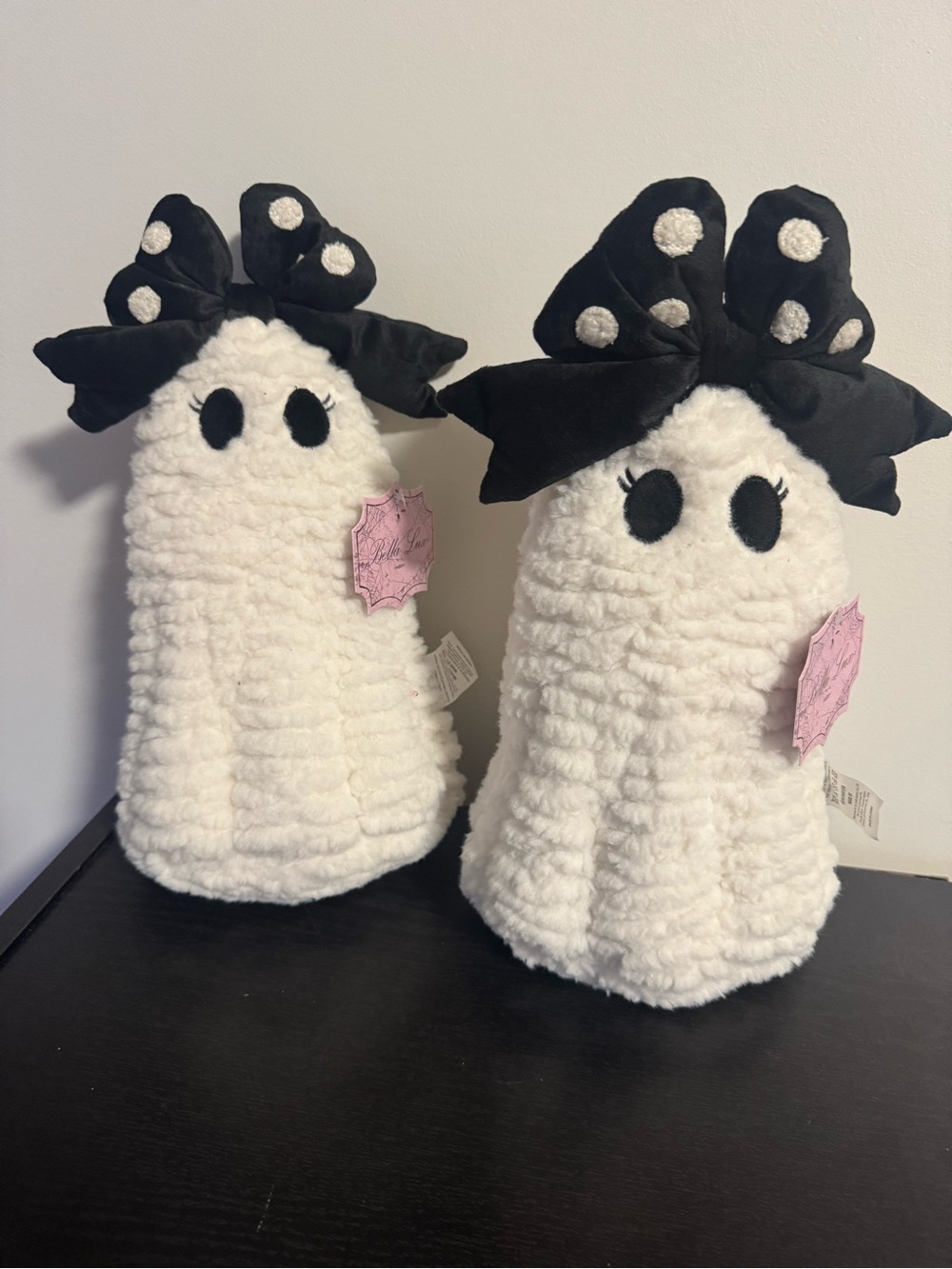 BELLA LUXE PLUSH HALLOWEEN WHITE GHOSTS W/ POLKA DOT BOWS SET 2👻